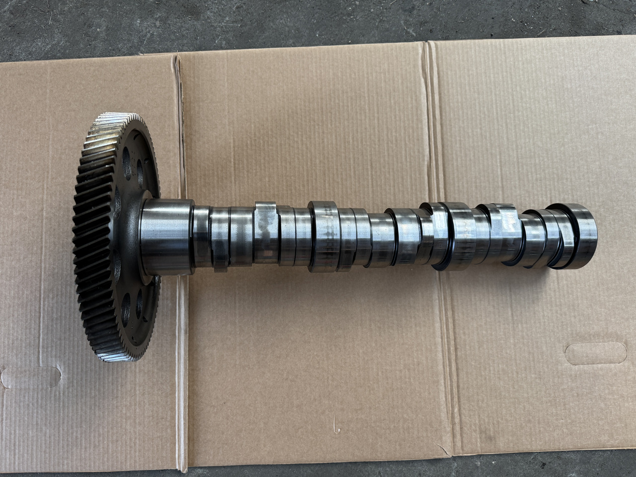 Mercedes Actros MP 2 MP 3 - Bregasta osovina: slika 3 Mercedes Actros MP 2 MP 3 - Bregasta osovina: slika 3