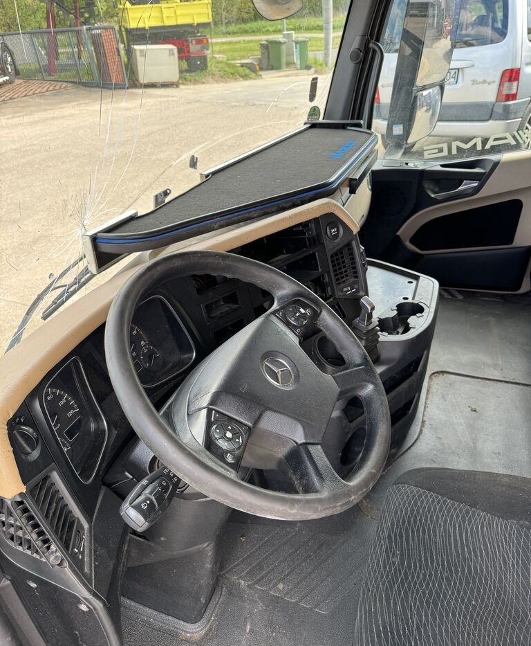 Mercedes-Benz Actros MP 4 - Kabina za Kamion: slika 5 Mercedes-Benz Actros MP 4 - Kabina za Kamion: slika 5