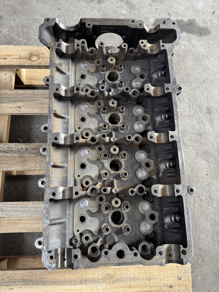 Mercedes Atego III - Zaglavlje motora za Kamion: slika 2 Mercedes Atego III - Zaglavlje motora za Kamion: slika 2