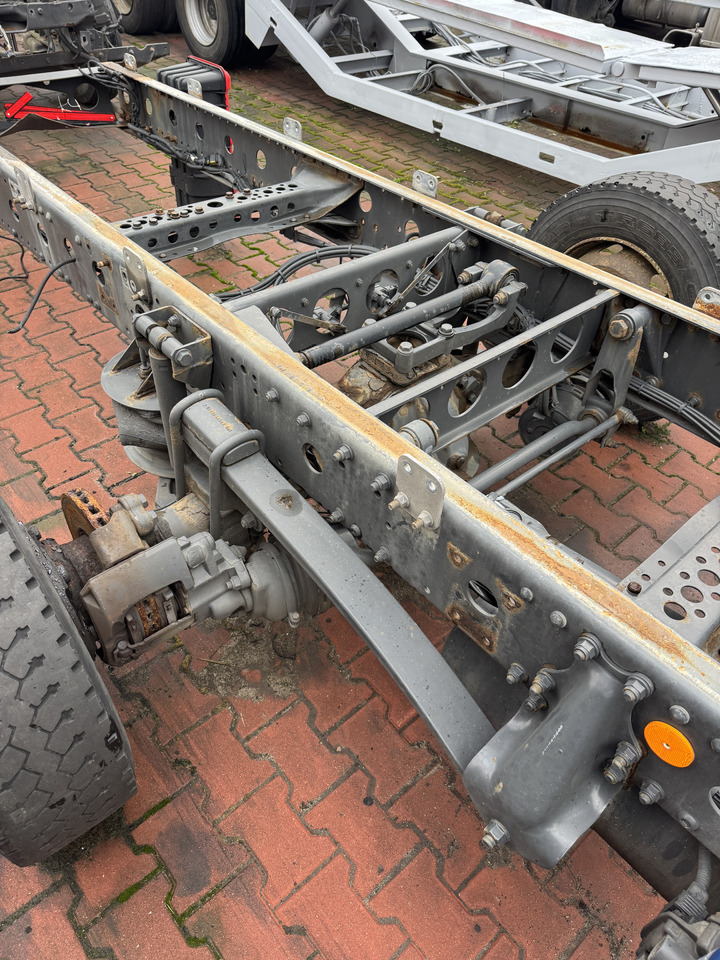 Mercedes Atego - Zadnja osovina: slika 5 Mercedes Atego - Zadnja osovina: slika 5