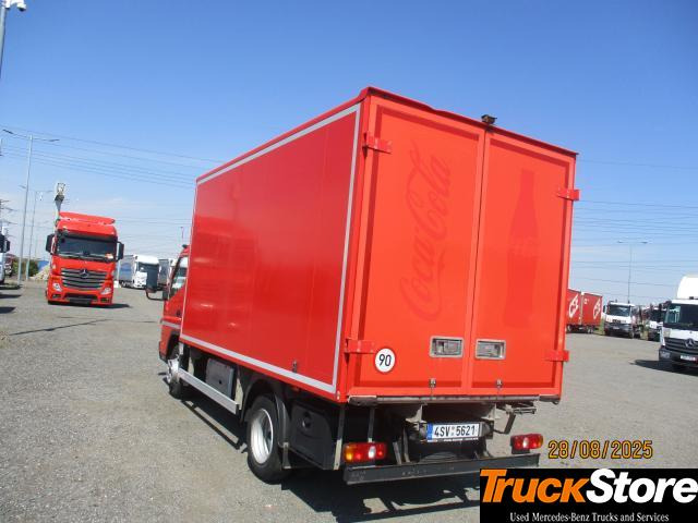 FUSO 7C15 - Dostavno vozilo sa zatvorenim sandukom: slika 4 FUSO 7C15 - Dostavno vozilo sa zatvorenim sandukom: slika 4