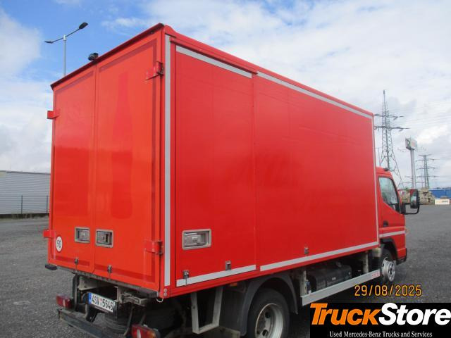 FUSO 7C15 - Dostavno vozilo sa zatvorenim sandukom: slika 3 FUSO 7C15 - Dostavno vozilo sa zatvorenim sandukom: slika 3