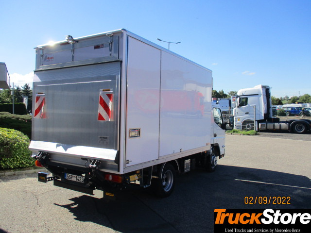 FUSO Canter 3C15 - Kamion sa zatvorenim sandukom: slika 4 FUSO Canter 3C15 - Kamion sa zatvorenim sandukom: slika 4