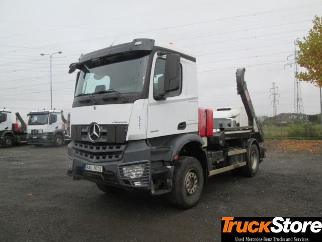 Mercedes-Benz Arocs 1845 LK - Kamion za utovaranje kontejnera: slika 1 Mercedes-Benz Arocs 1845 LK - Kamion za utovaranje kontejnera: slika 1
