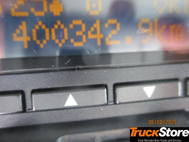 Mercedes-Benz Actros 1845 LS nRL - Tegljač: slika 2 Mercedes-Benz Actros 1845 LS nRL - Tegljač: slika 2