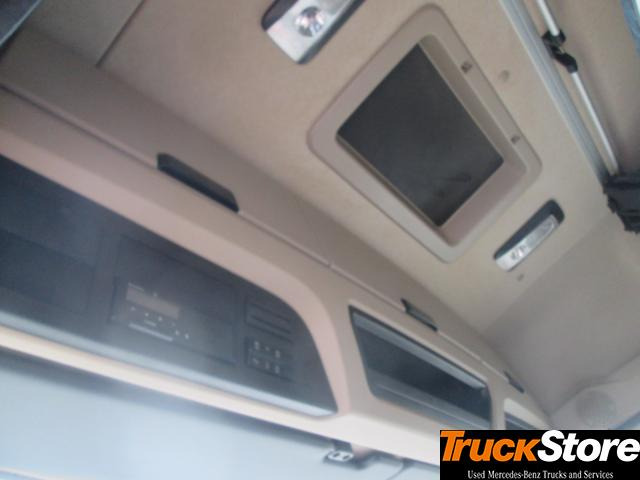 Tegljač Mercedes-Benz Actros 1845 LS nRL: slika 9