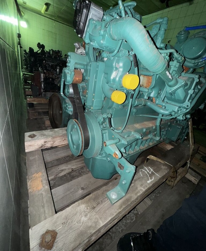 Volvo-ABG D6J Volvo D6J - Motor za Bager: slika 3 Volvo-ABG D6J Volvo D6J - Motor za Bager: slika 3