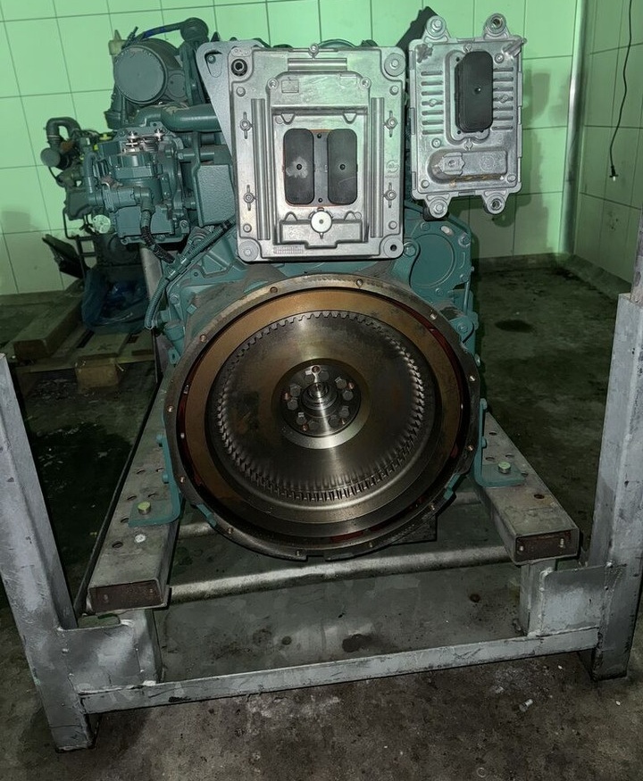 Volvo D6J rok 2018 - Motor za Bager: slika 1 Volvo D6J rok 2018 - Motor za Bager: slika 1