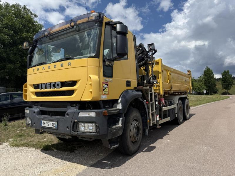 Iveco Trakker - Istovarivač, Kamion sa dizalicom: slika 2 Iveco Trakker - Istovarivač, Kamion sa dizalicom: slika 2