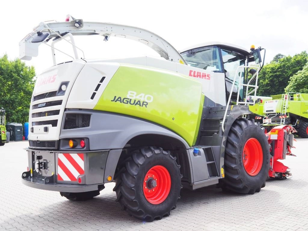 Claas Jaguar 840 + Kemper 345 Plus - Kombajn za stočnu hranu: slika 3 Claas Jaguar 840 + Kemper 345 Plus - Kombajn za stočnu hranu: slika 3