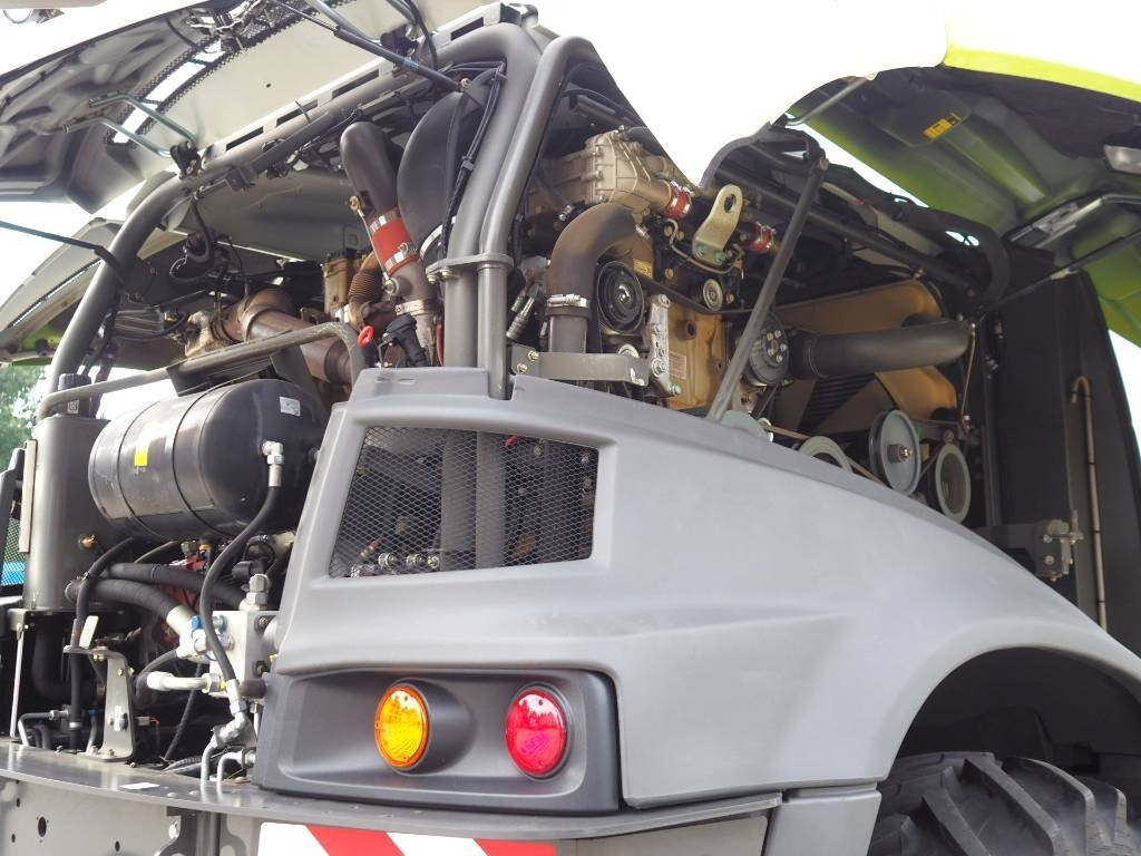 Kombajn za stočnu hranu Claas Jaguar 850 4x4 + Orbis 600 SD: slika 11 Kombajn za stočnu hranu Claas Jaguar 850 4x4 + Orbis 600 SD: slika 11