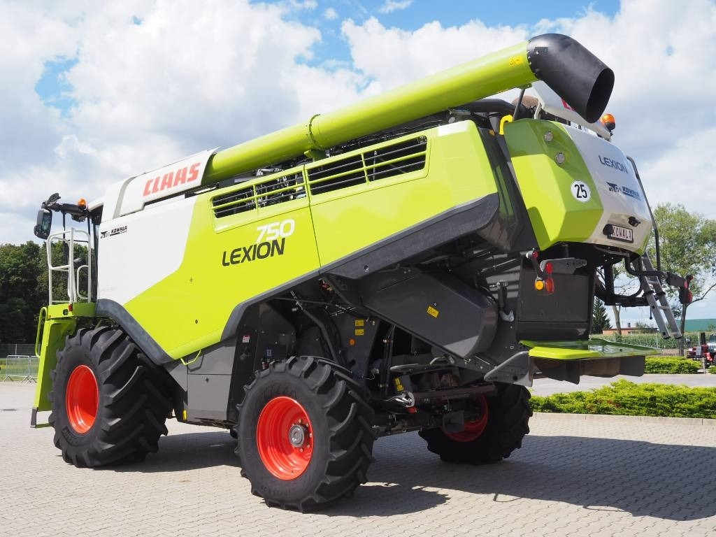 Claas Lexion 750 GPS + V770  - Kombinovani kombajn: slika 2 Claas Lexion 750 GPS + V770  - Kombinovani kombajn: slika 2