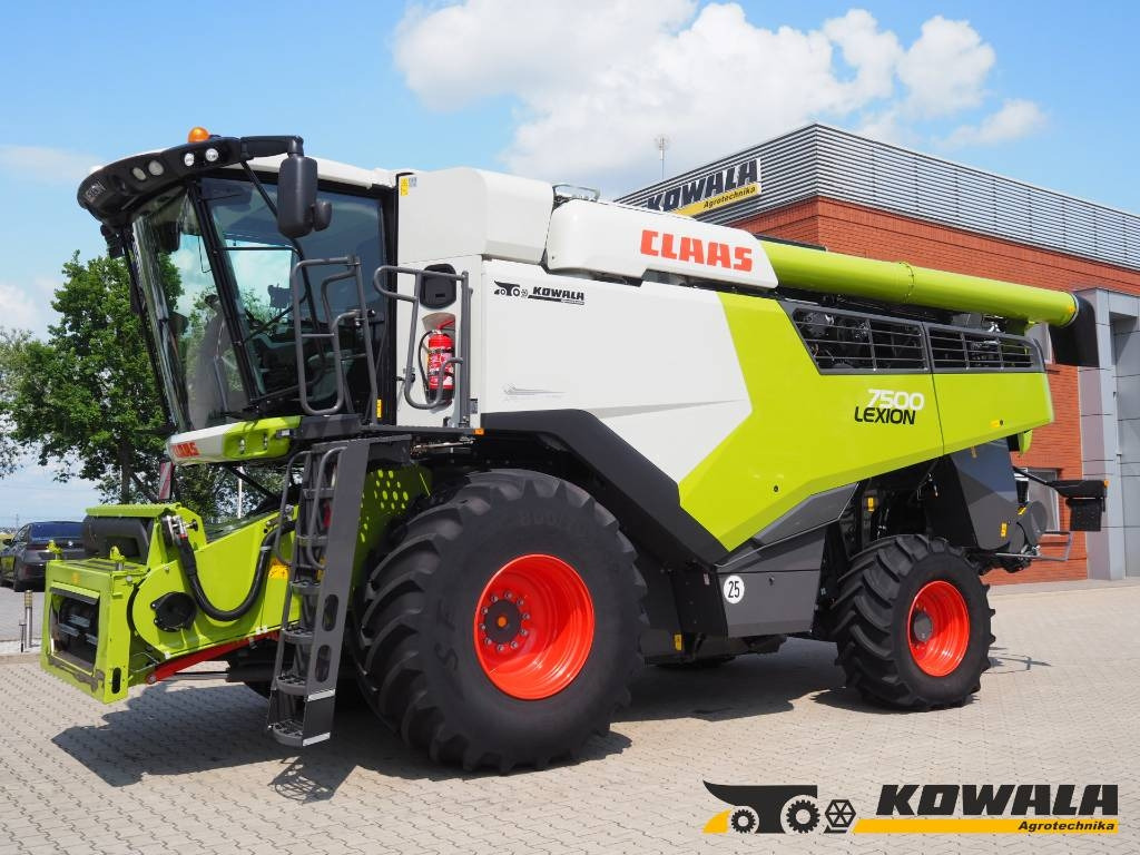 Claas Lexion 7500 + V930  - Kombinovani kombajn: slika 1 Claas Lexion 7500 + V930  - Kombinovani kombajn: slika 1