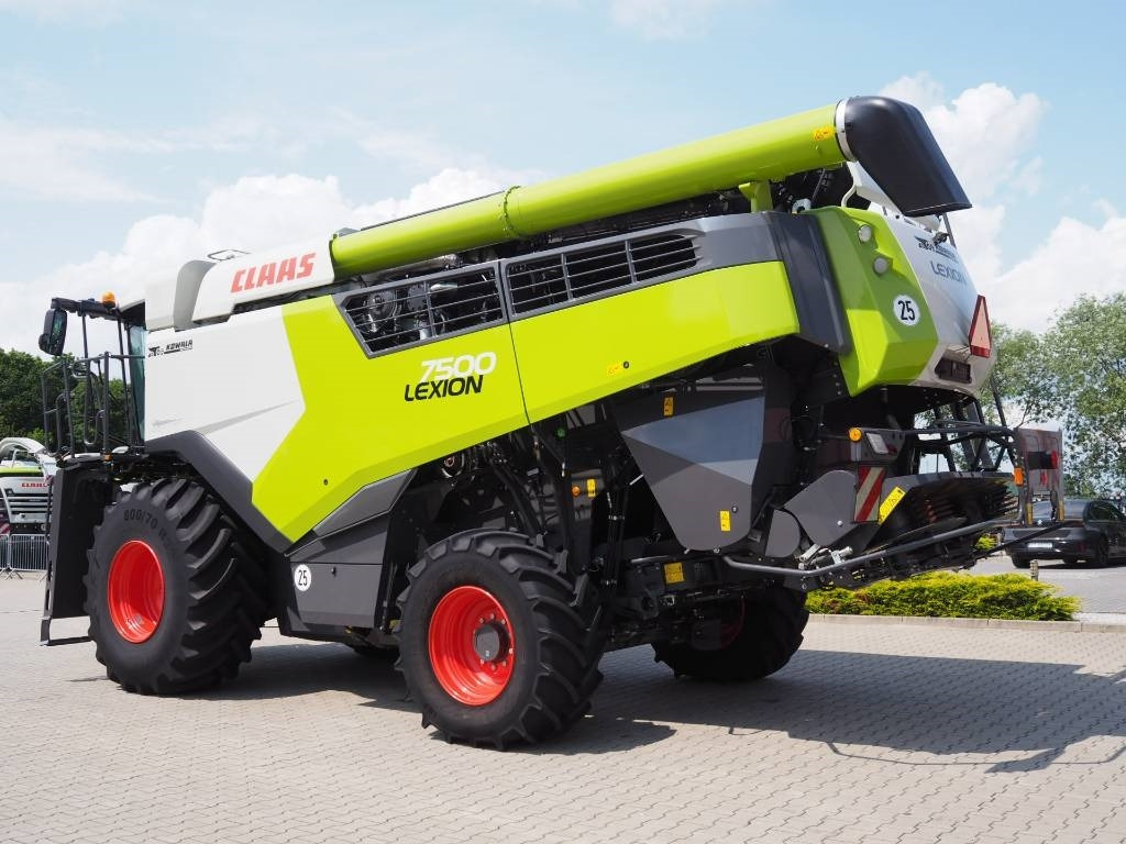 Claas Lexion 7500 + V930 - Kombinovani kombajn: slika 2 Claas Lexion 7500 + V930 - Kombinovani kombajn: slika 2