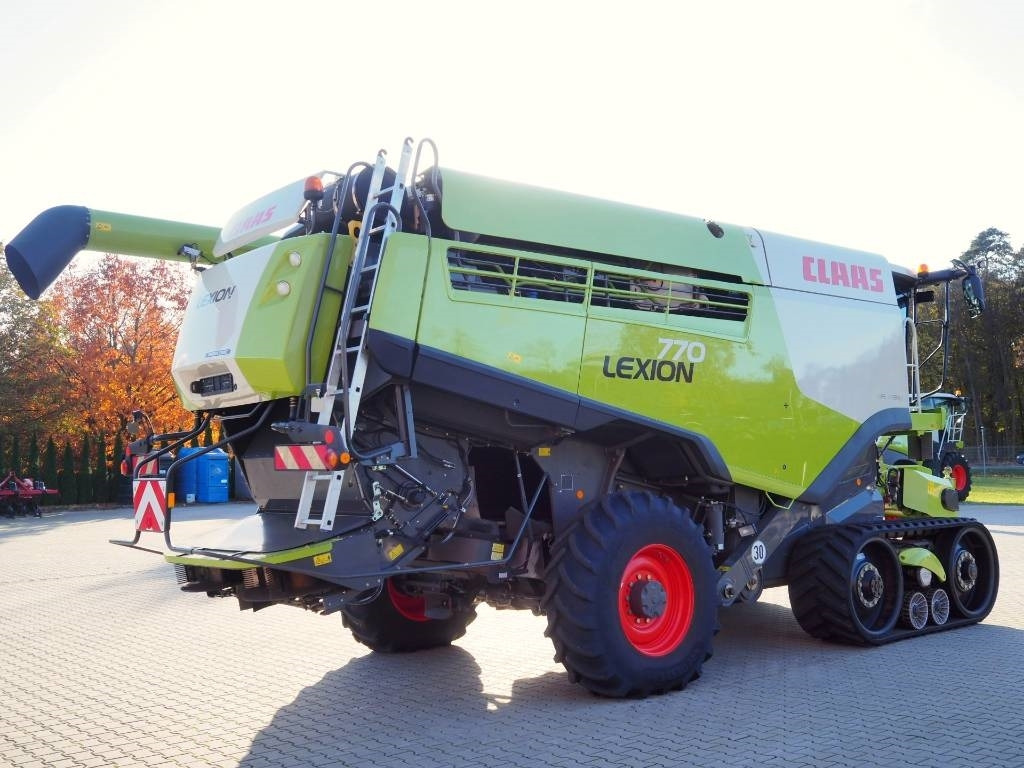 Claas Lexion 770TT 4x4 + V1200 - Kombinovani kombajn: slika 3 Claas Lexion 770TT 4x4 + V1200 - Kombinovani kombajn: slika 3