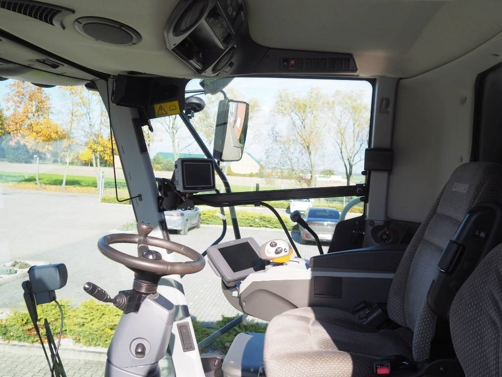 Claas Tucano 570 GPS + V770  - Kombinovani kombajn: slika 5 Claas Tucano 570 GPS + V770  - Kombinovani kombajn: slika 5