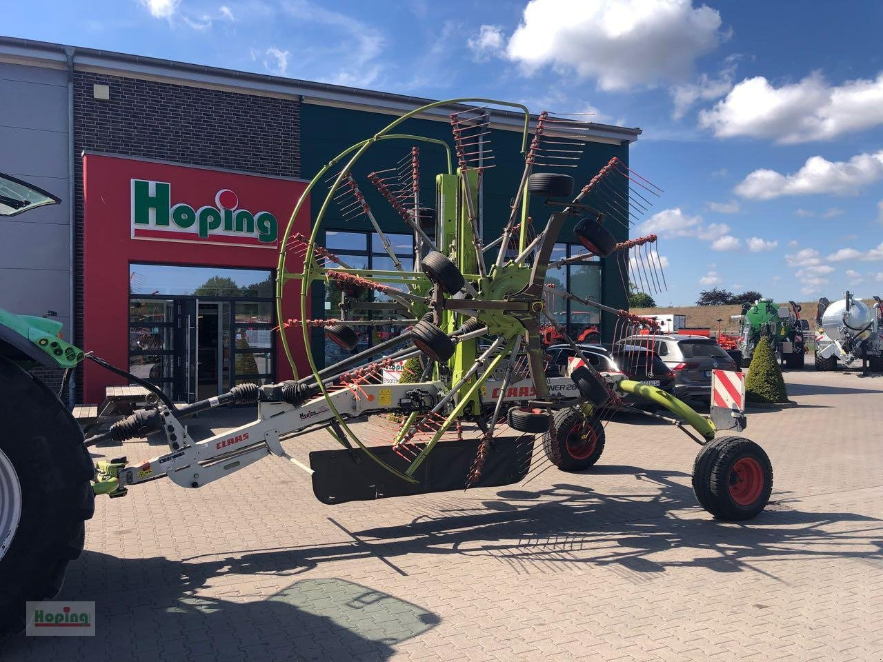 CLAAS LINER 2800 - Prevrtač/ Grabuljač: slika 2 CLAAS LINER 2800 - Prevrtač/ Grabuljač: slika 2