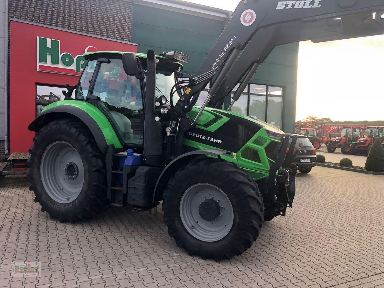 Deutz-Fahr 6215 Agrotron TTV - Traktor: slika 4 Deutz-Fahr 6215 Agrotron TTV - Traktor: slika 4