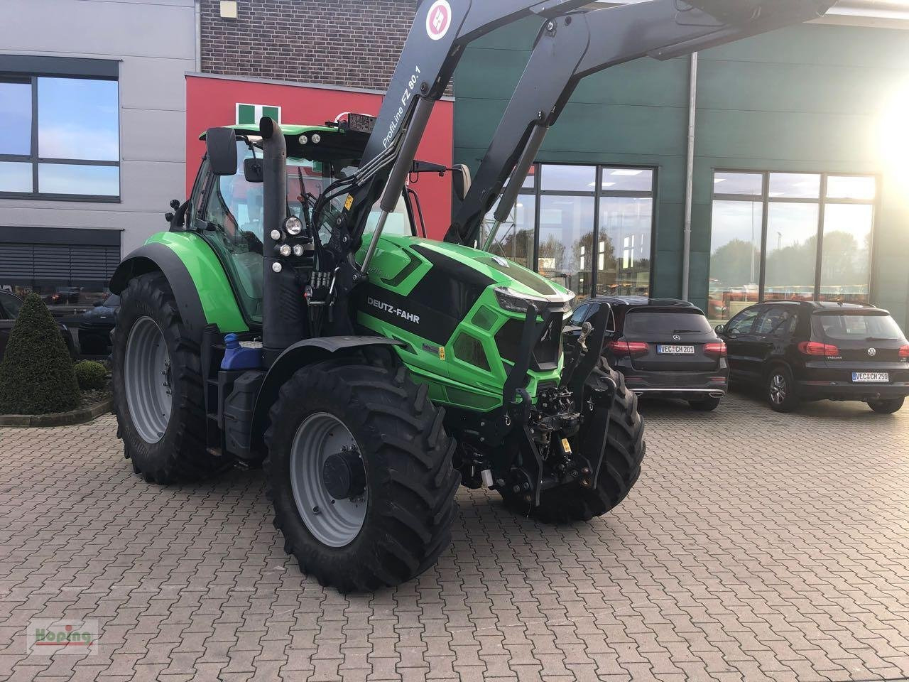 Deutz-Fahr 6215 Agrotron TTV - Traktor: slika 2 Deutz-Fahr 6215 Agrotron TTV - Traktor: slika 2