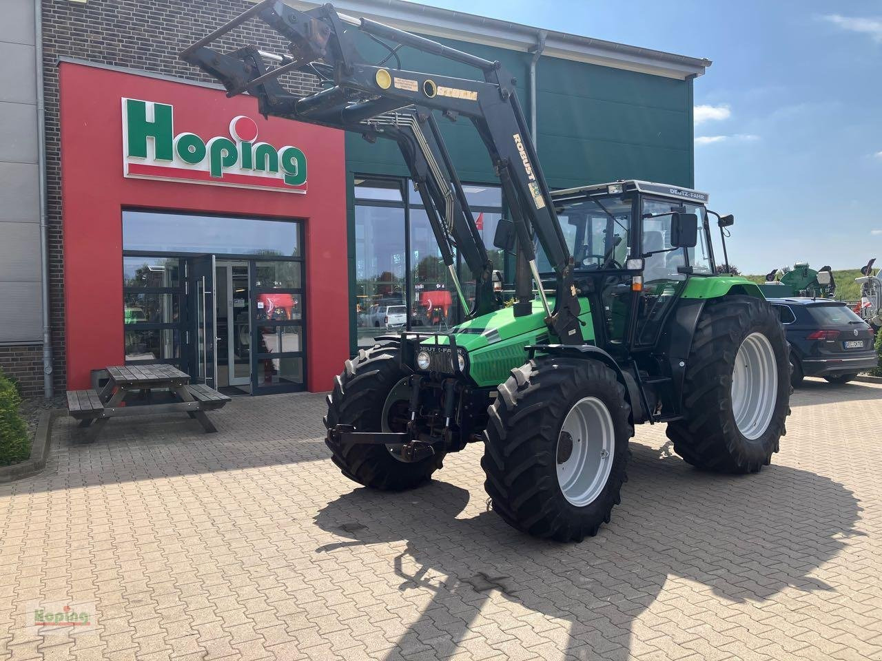 Deutz-Fahr DX 6.07 - Traktor: slika 1 Deutz-Fahr DX 6.07 - Traktor: slika 1