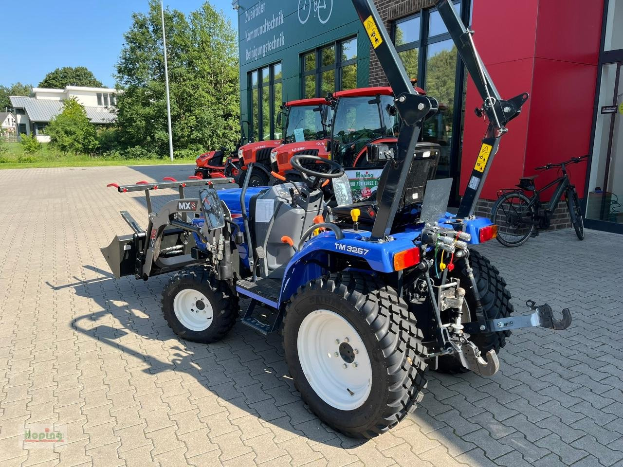 Iseki TM3267 AL - Komunalni traktor: slika 2 Iseki TM3267 AL - Komunalni traktor: slika 2