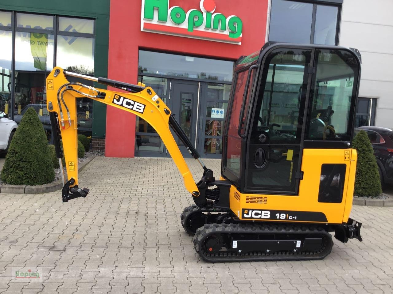 JCB 19C-1 - Mini bager: slika 1 JCB 19C-1 - Mini bager: slika 1