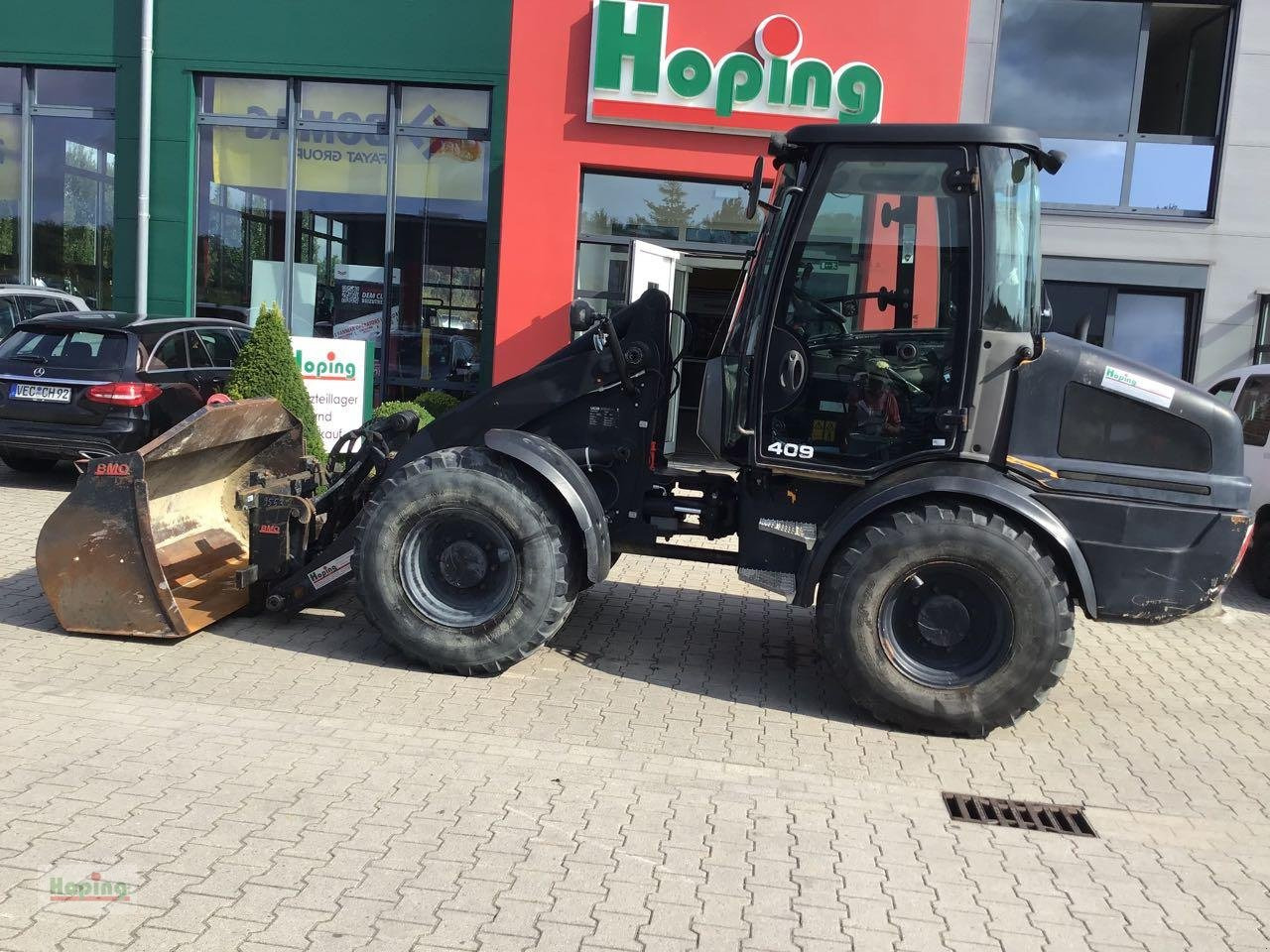 JCB 409 - Utovarivač točkaš: slika 1 JCB 409 - Utovarivač točkaš: slika 1