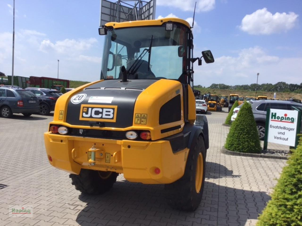Utovarivač točkaš JCB 409: slika 6