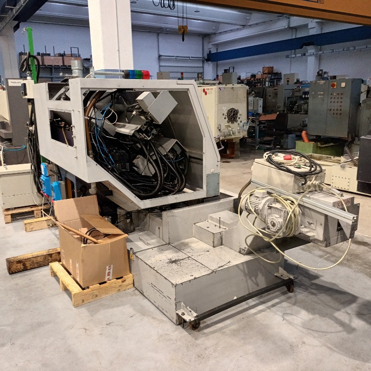 Tornio a fantina mobile a 9 assi Cnc Citizen M32-III - Strug za metal: slika 4 Tornio a fantina mobile a 9 assi Cnc Citizen M32-III - Strug za metal: slika 4