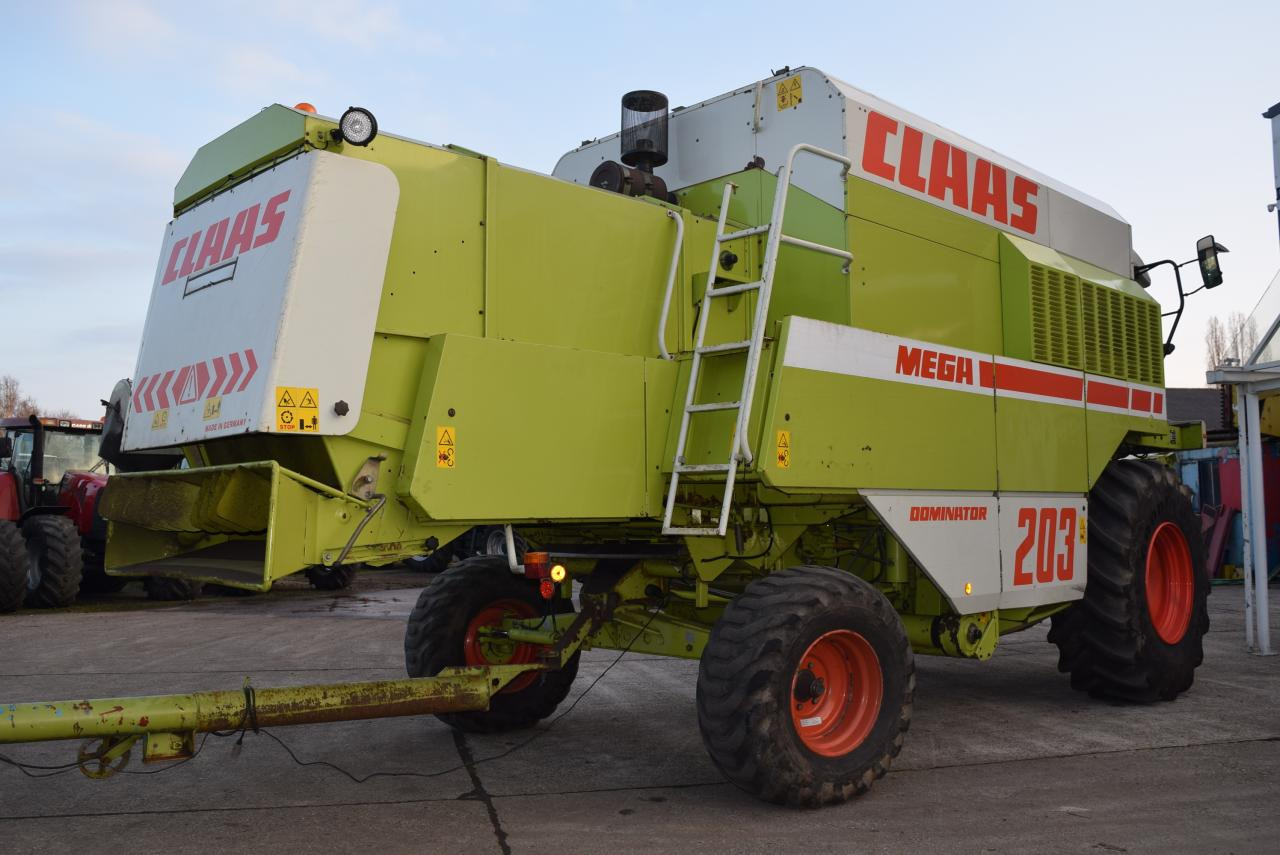 CLAAS Dominator 203 Mega - Kombinovani kombajn: slika 4 CLAAS Dominator 203 Mega - Kombinovani kombajn: slika 4