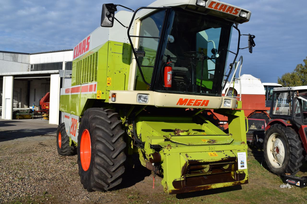CLAAS Dominator 203 Mega - Kombinovani kombajn: slika 3 CLAAS Dominator 203 Mega - Kombinovani kombajn: slika 3