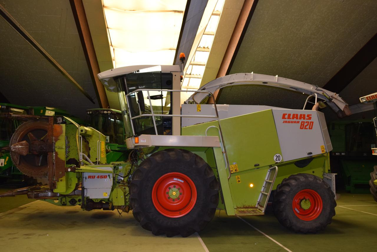 CLAAS Jaguar 820 - Kombajn za stočnu hranu: slika 2 CLAAS Jaguar 820 - Kombajn za stočnu hranu: slika 2