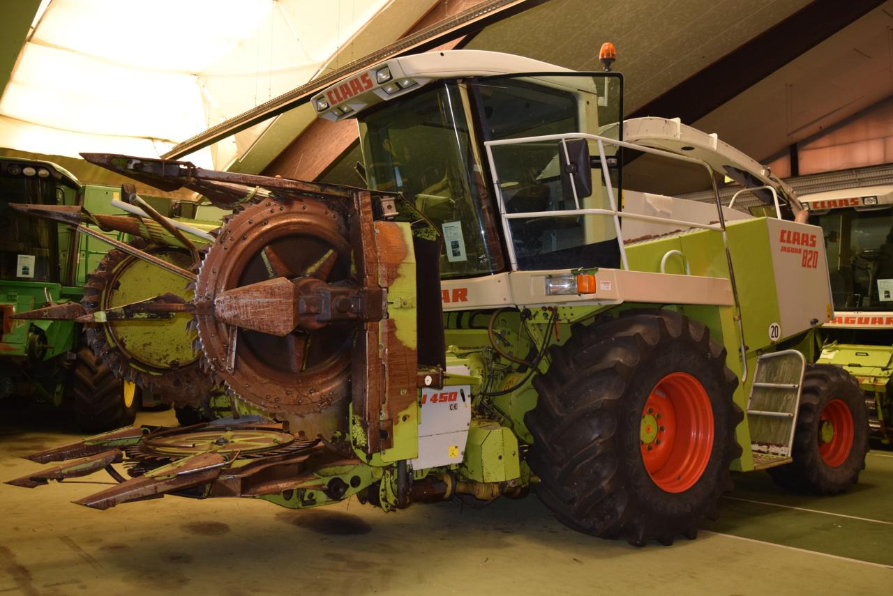 CLAAS Jaguar 820 - Kombajn za stočnu hranu: slika 1 CLAAS Jaguar 820 - Kombajn za stočnu hranu: slika 1