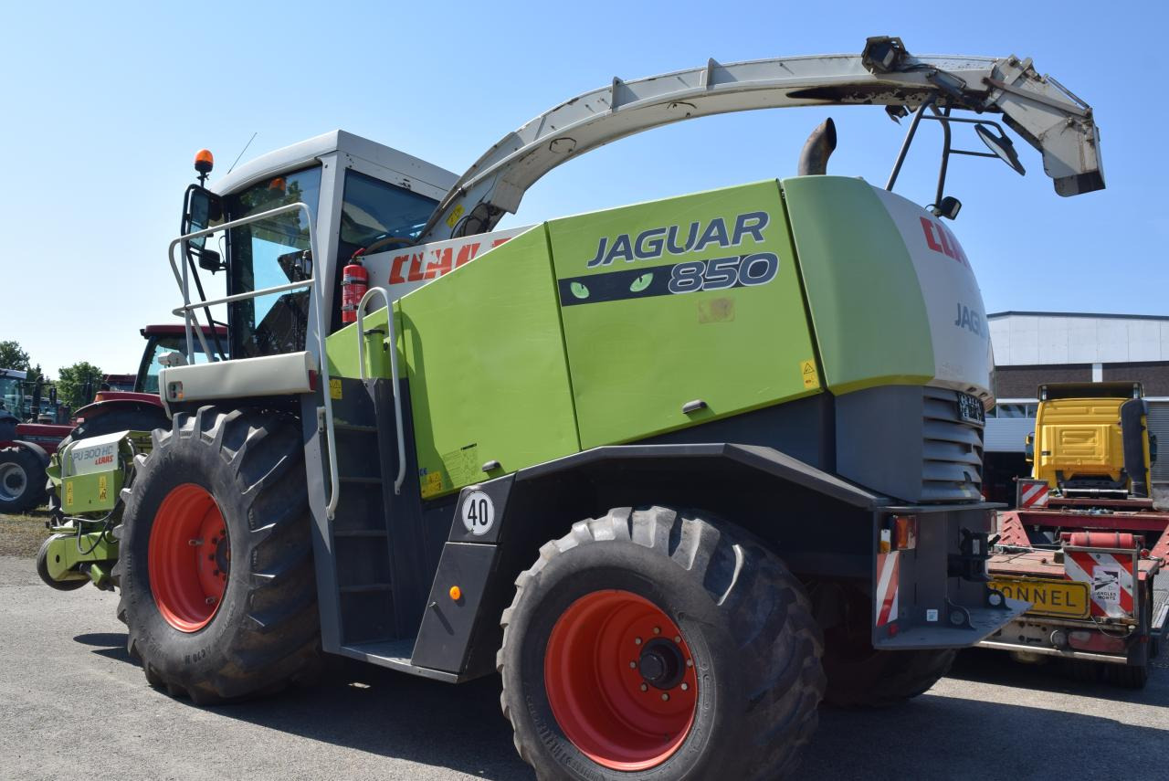 CLAAS Jaguar 850 Speedstar - Kombajn za stočnu hranu: slika 4 CLAAS Jaguar 850 Speedstar - Kombajn za stočnu hranu: slika 4