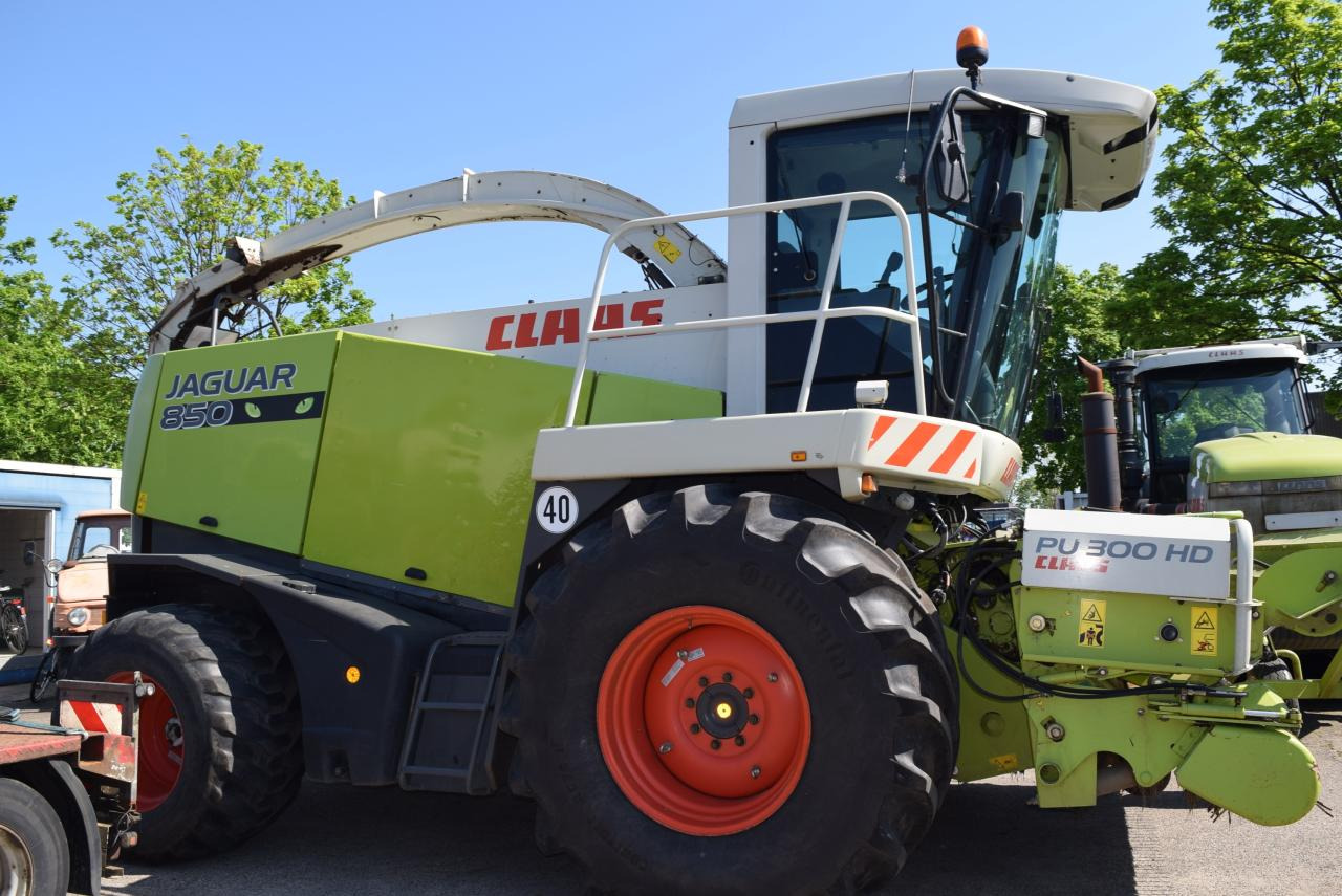 CLAAS Jaguar 850 Speedstar - Kombajn za stočnu hranu: slika 2 CLAAS Jaguar 850 Speedstar - Kombajn za stočnu hranu: slika 2