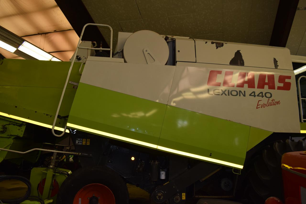 CLAAS Lexion 440 Evolution - Kombinovani kombajn: slika 4 CLAAS Lexion 440 Evolution - Kombinovani kombajn: slika 4