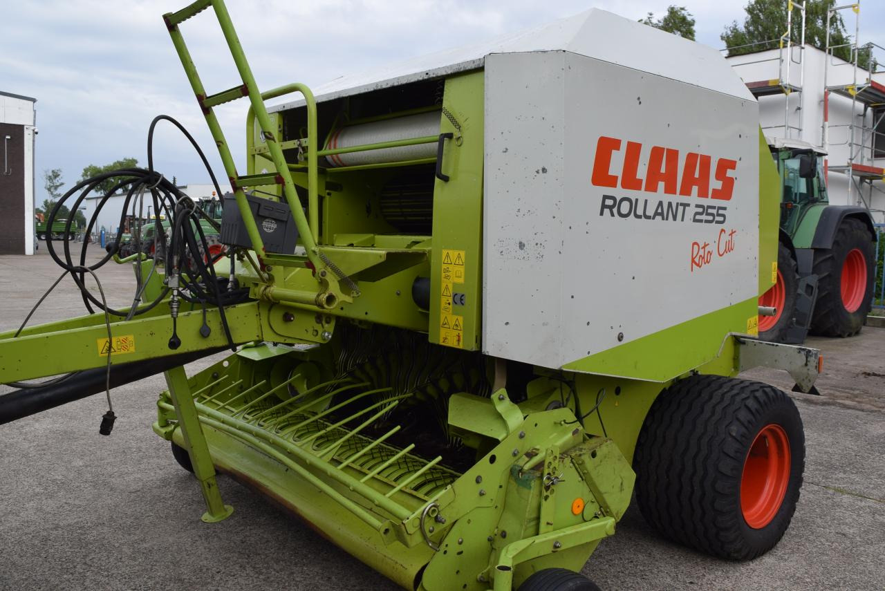 CLAAS Rollant 255 RC - Balirka za okrugle bale: slika 4 CLAAS Rollant 255 RC - Balirka za okrugle bale: slika 4