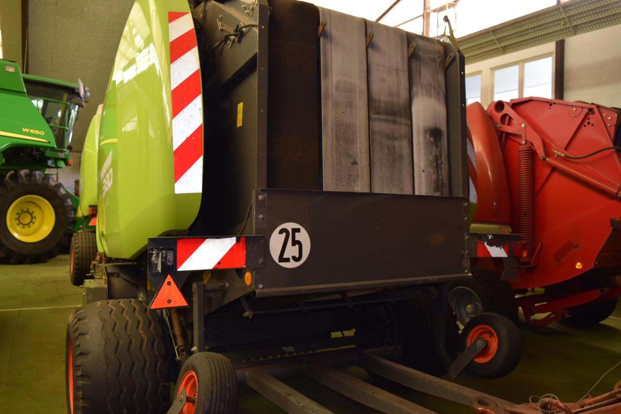CLAAS Variant 380 RC - Balirka za okrugle bale: slika 4 CLAAS Variant 380 RC - Balirka za okrugle bale: slika 4
