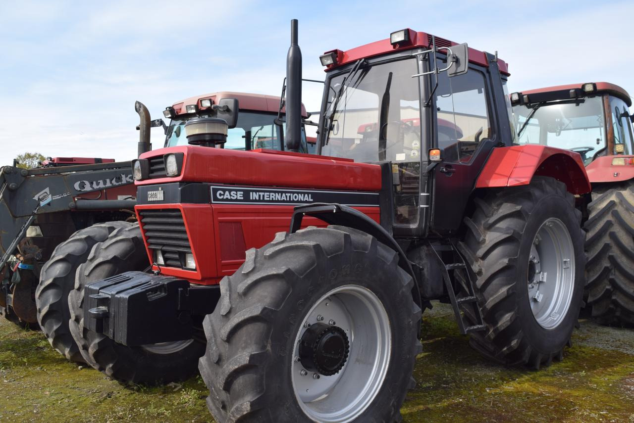 Case-IH 1455 XLA - Traktor: slika 2 Case-IH 1455 XLA - Traktor: slika 2