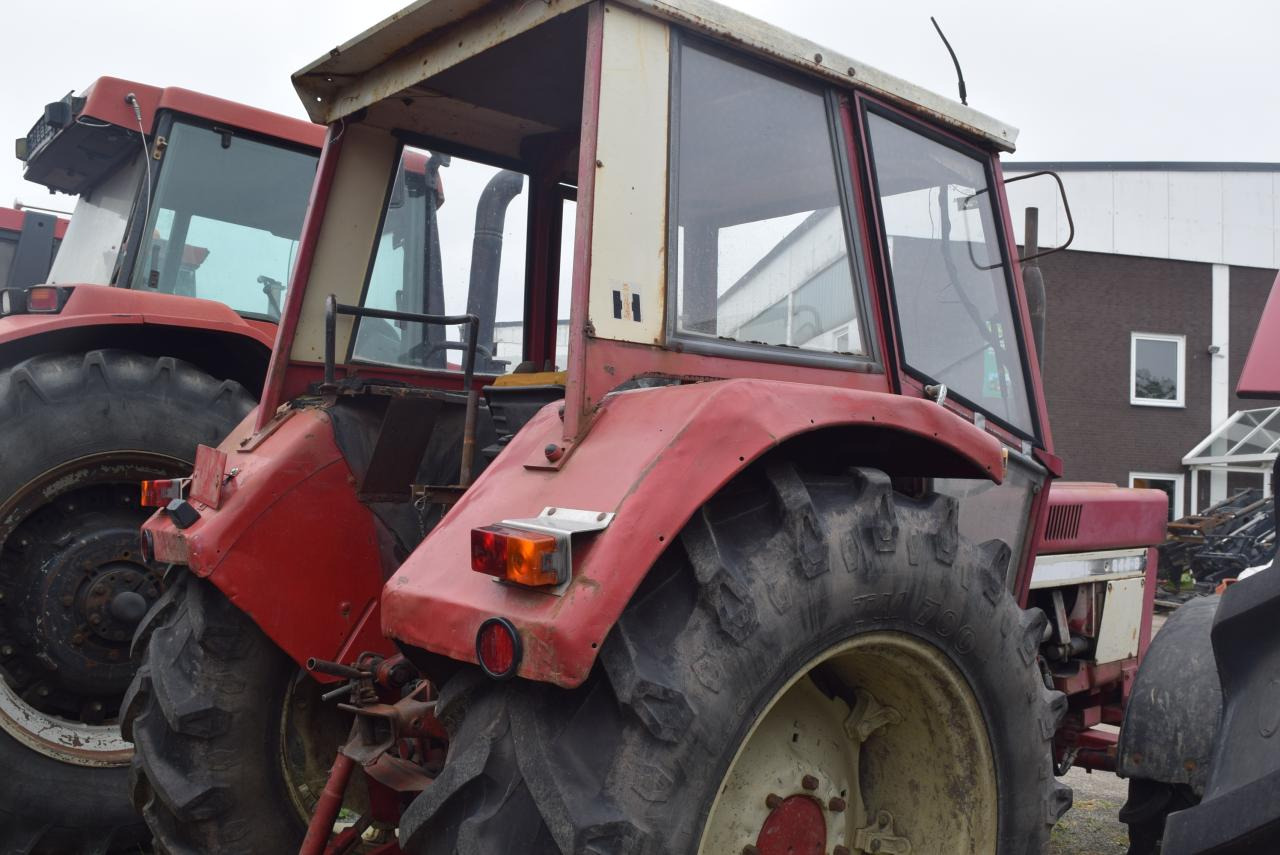 Case-IH 844 A/S - Traktor: slika 3 Case-IH 844 A/S - Traktor: slika 3