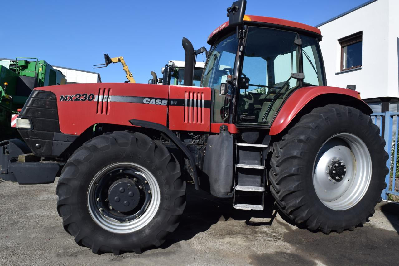 Case-IH MX 230 Magnum - Traktor: slika 3 Case-IH MX 230 Magnum - Traktor: slika 3
