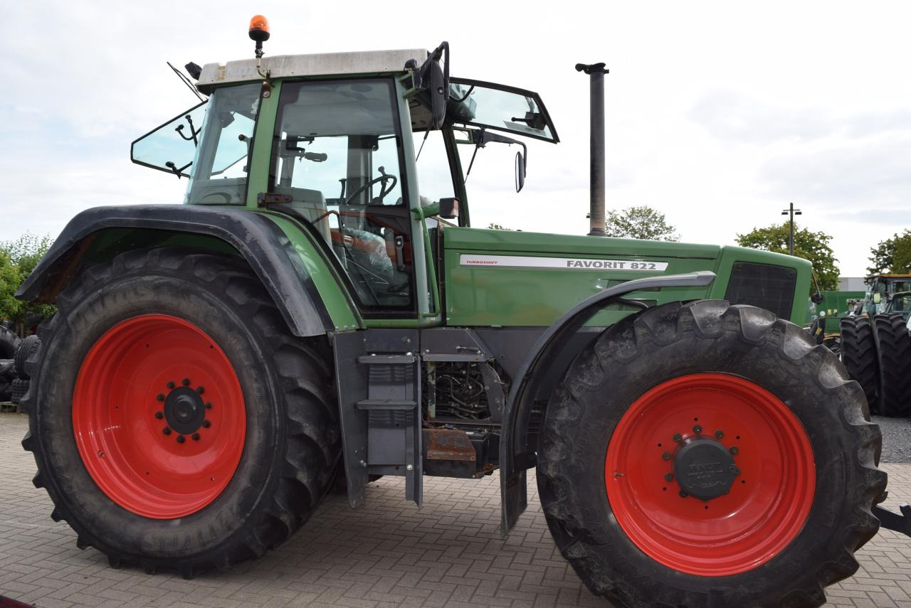 Fendt Favorit 822 - Traktor: slika 2 Fendt Favorit 822 - Traktor: slika 2