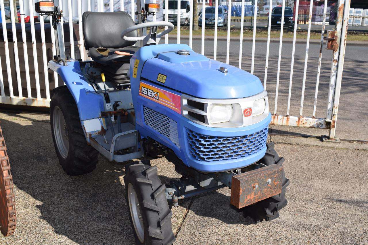 Iseki TM 3160 - Traktor sa visokim klirensom: slika 1 Iseki TM 3160 - Traktor sa visokim klirensom: slika 1