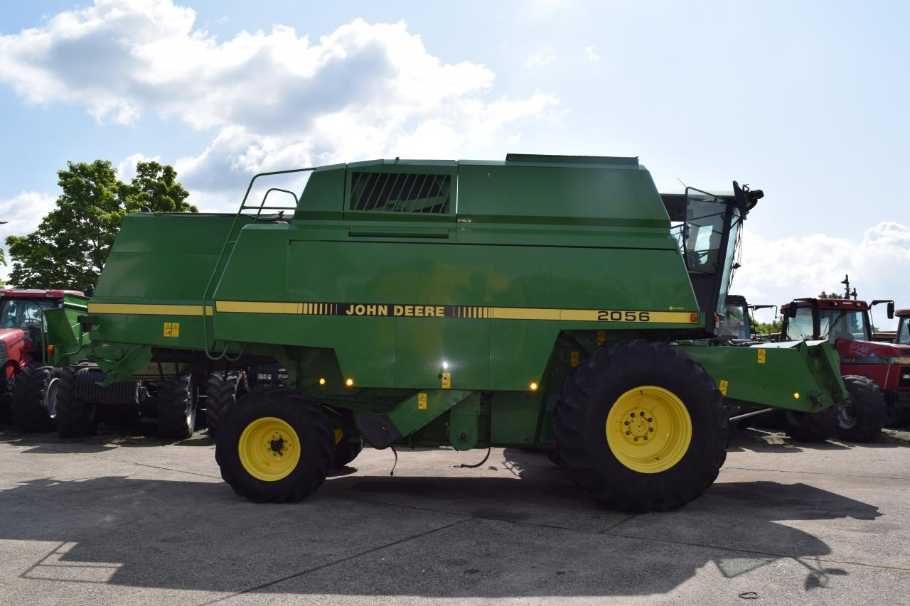 John Deere 2056 - Kombinovani kombajn: slika 1 John Deere 2056 - Kombinovani kombajn: slika 1