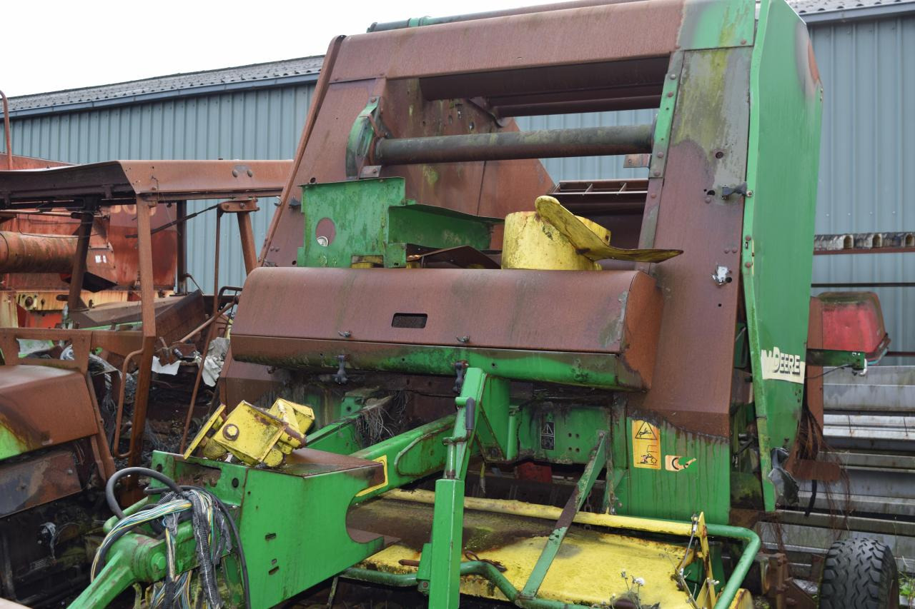 John Deere 550 * zur Teileverwertung* - Balirka za okrugle bale: slika 2 John Deere 550 * zur Teileverwertung* - Balirka za okrugle bale: slika 2