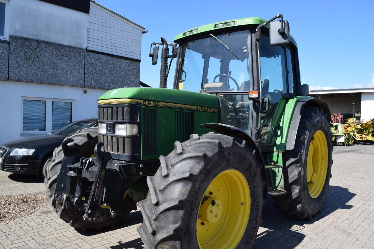 John Deere 6200 - Traktor: slika 2 John Deere 6200 - Traktor: slika 2