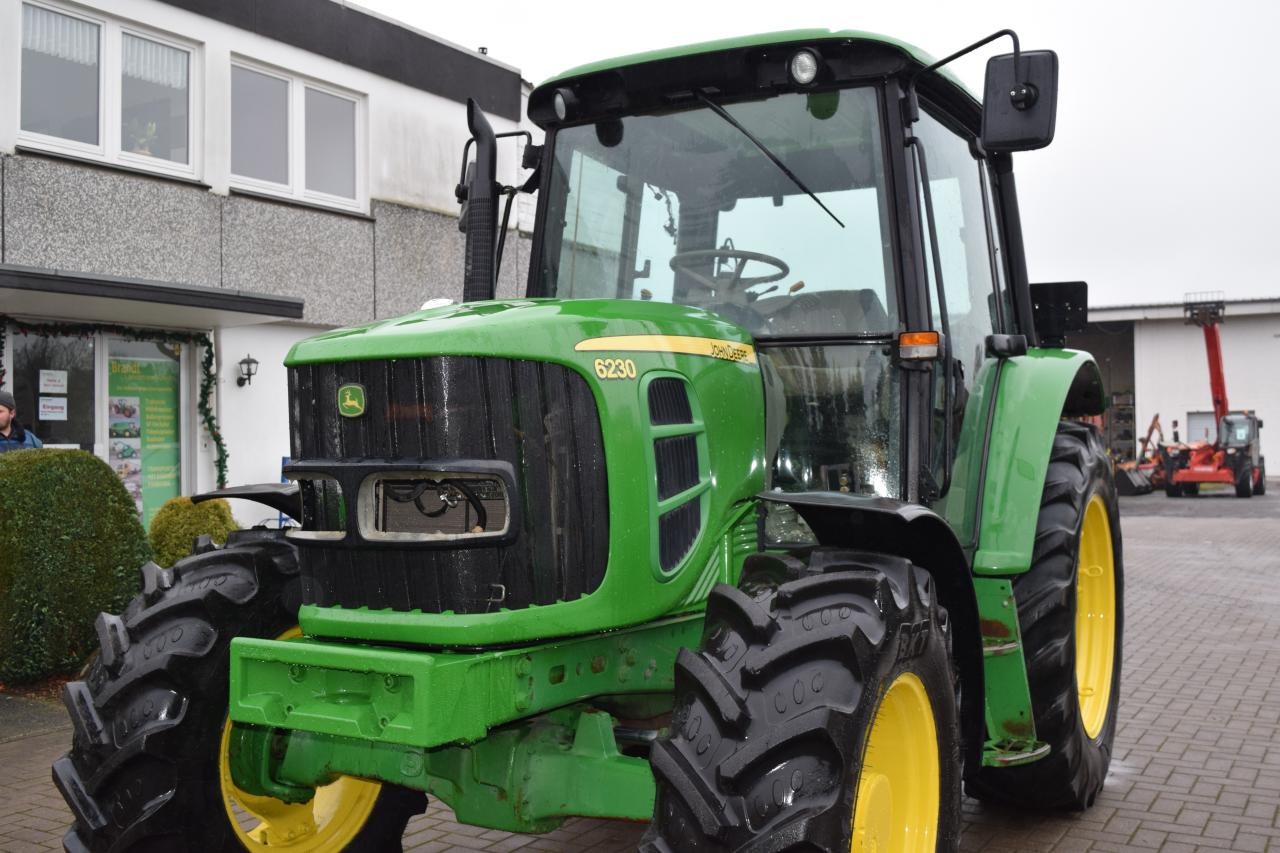 John Deere 6230 - Traktor: slika 5 John Deere 6230 - Traktor: slika 5