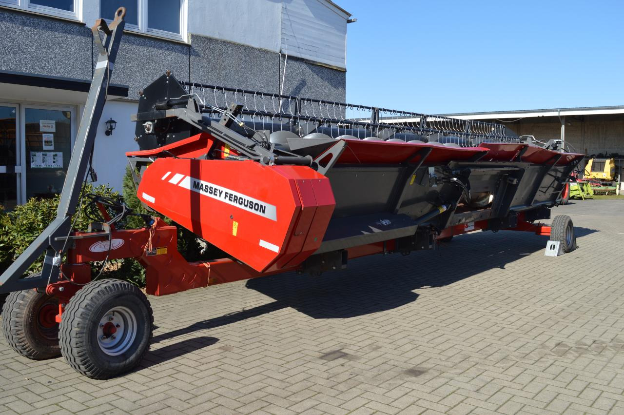 Massey Ferguson MF 7030 *Schneidwerk* - Prednji deo kombajna: slika 1 Massey Ferguson MF 7030 *Schneidwerk* - Prednji deo kombajna: slika 1