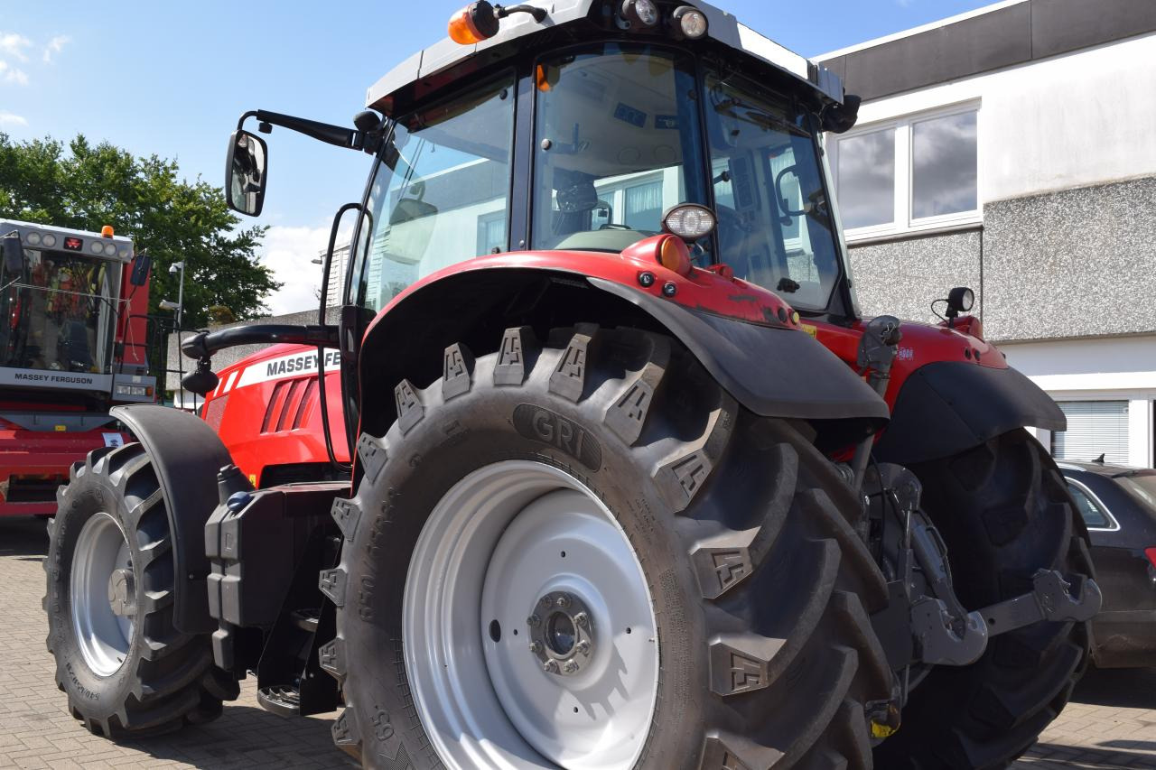 Massey Ferguson MF 7715 Dyna-6 - Traktor: slika 4 Massey Ferguson MF 7715 Dyna-6 - Traktor: slika 4