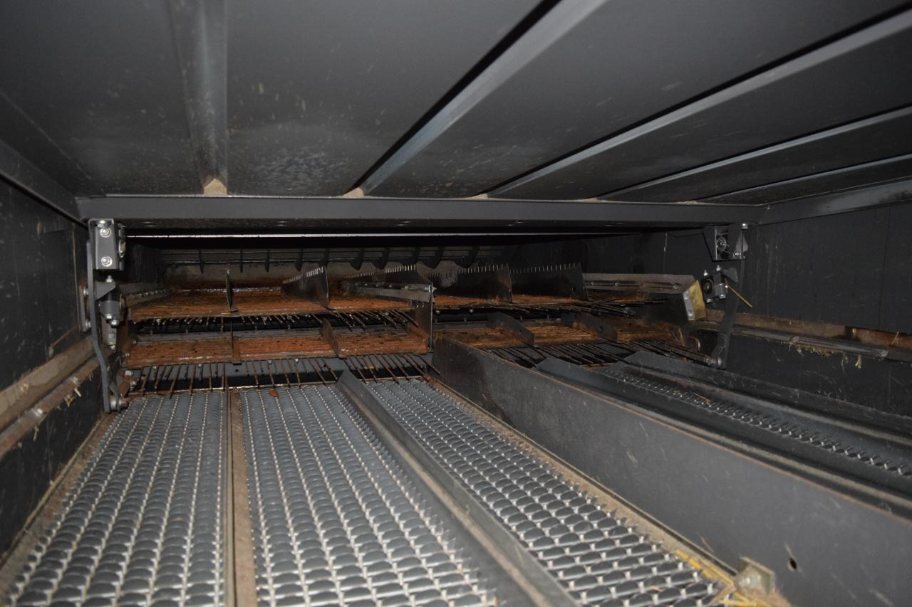 Kombinovani kombajn Massey Ferguson MF 9380 Delta: slika 11